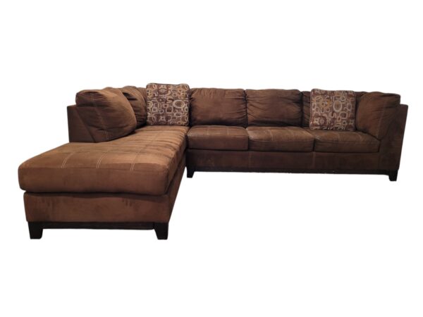 Ashley 2pc Sectional