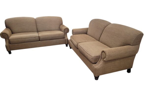 Bassett Loveseat Set - Image 4