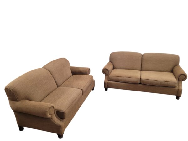 Bassett Loveseat Set - Image 3