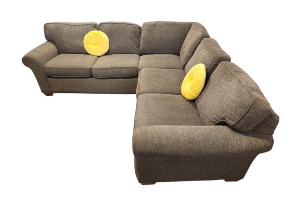 Brown Flex Steel L-Shaped Sectional - Image 4