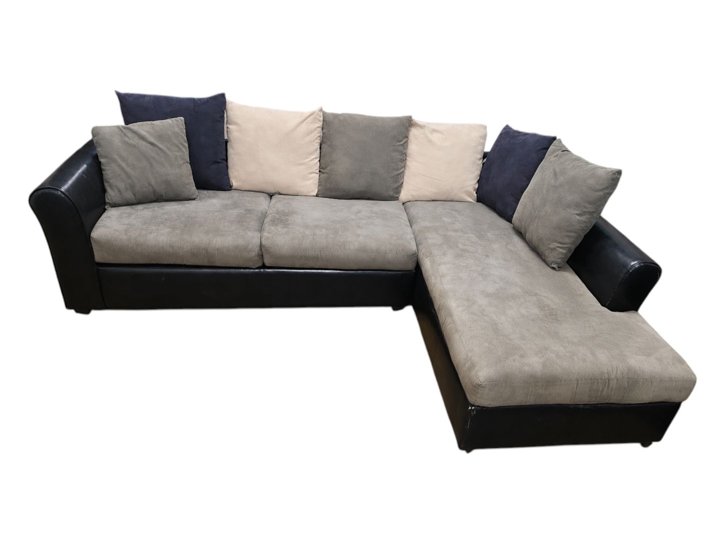 Washington Furniture Chaise Sectional - Image 2