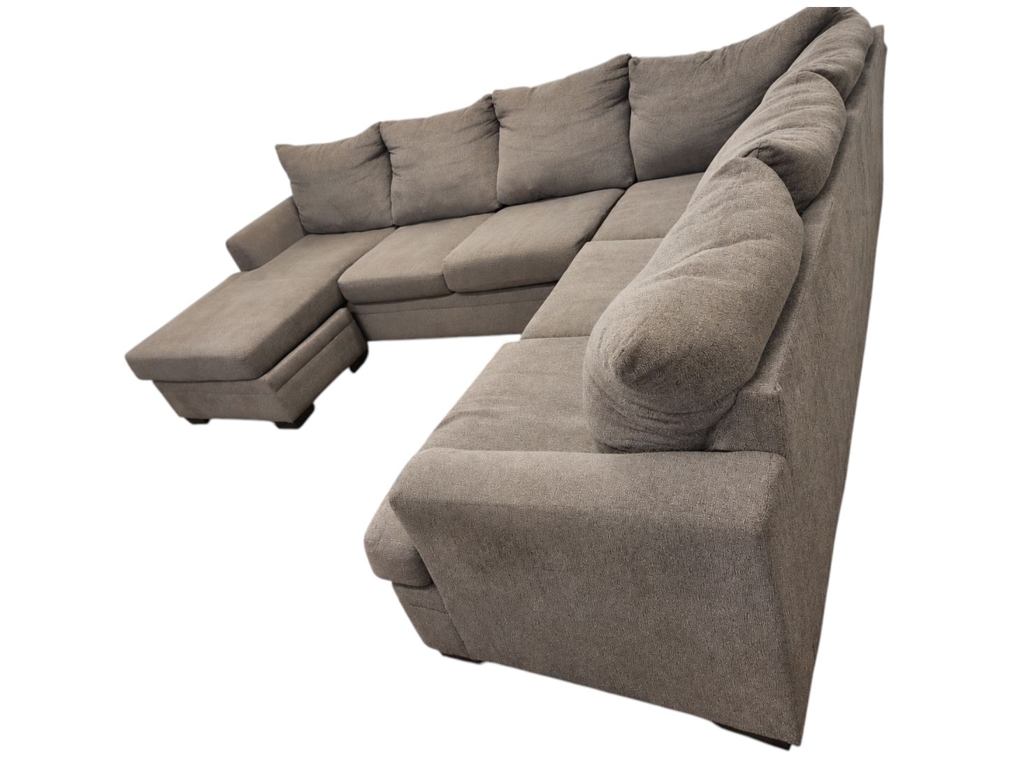 American Furniture U-Shaped Reversible Chaise Sectional - Image 3